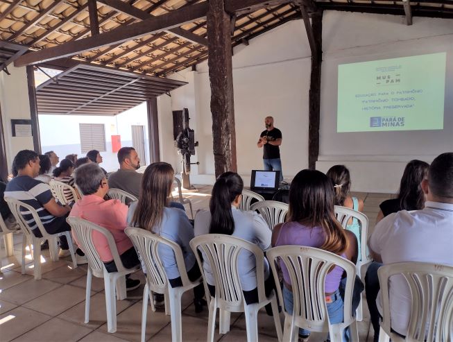 api-modulos/fotos/img/galeria_cat_culturais_524/524/13260/PATRIMÔNIO TOMBADO - HISTÓRIA PRESERVADA  - PALESTRA E TOUR PELOS BENS TOMBADOS, 21.03.2025 (11).jpg